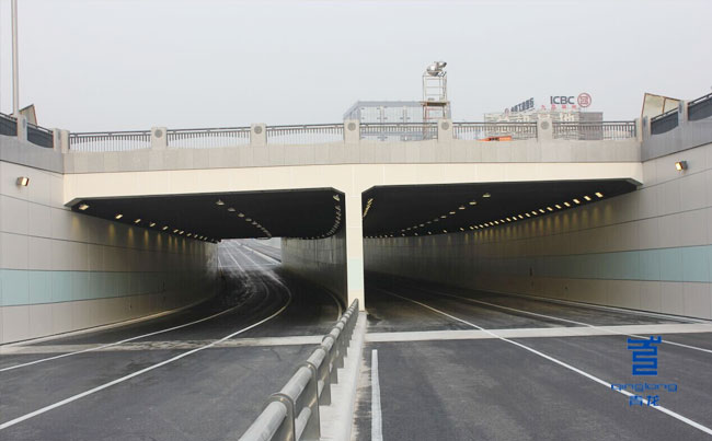 云南斗南下穿隧道防水 防水材料